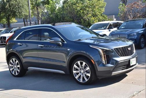 2021 Cadillac XT4 Premium Luxury