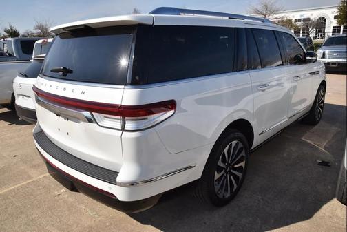 2023 Lincoln Navigator Reserve