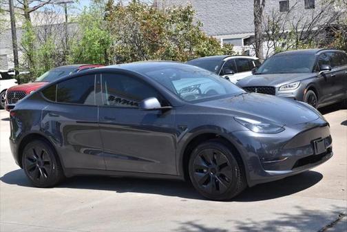 2024 Tesla Model Y Long Range Dual Motor All-Wheel Drive