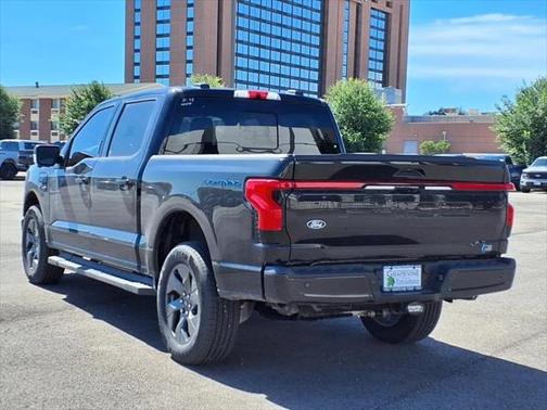 2025 Ford F-150 Lightning LARIAT