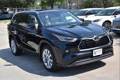 2022 Toyota Highlander Limited