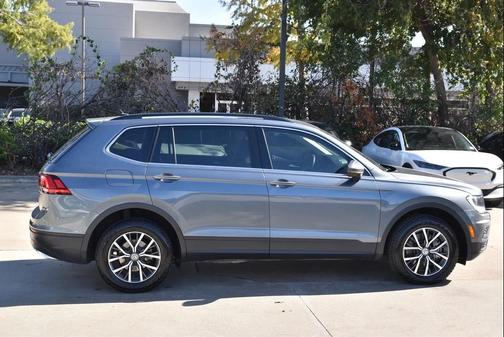 2019 Volkswagen Tiguan 2.0T SE 4MOTION