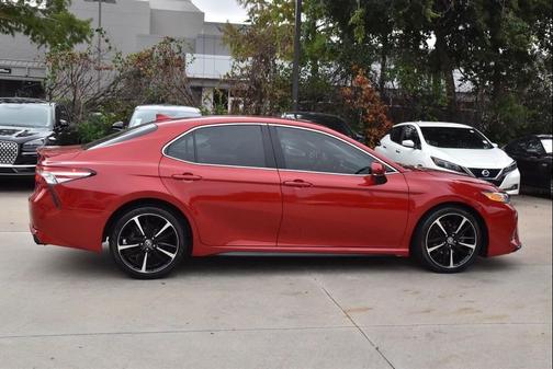 2020 Toyota Camry XSE