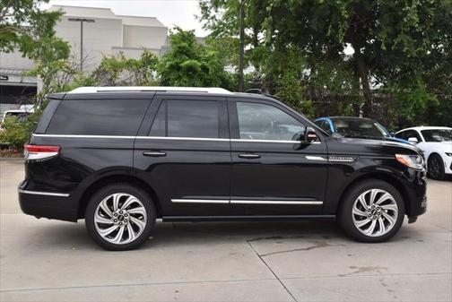 2022 Lincoln Navigator Reserve