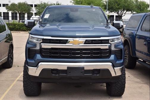 Lakeshore Blue Metallic 2024 Chevrolet Silverado 1500 LT