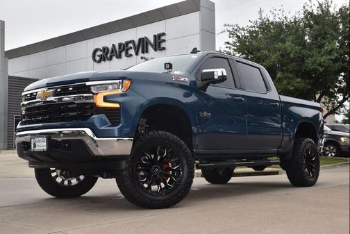 Lakeshore Blue Metallic 2024 Chevrolet Silverado 1500 LT