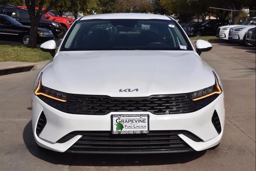 2022 Kia K5 LXS