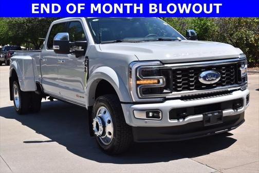 2025 Ford F-450 Platinum