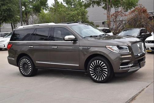 2019 Lincoln Navigator Black Label