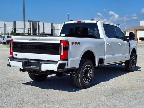 2026 Ford F-250 Platinum