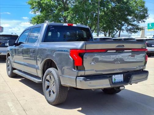 2025 Ford F-150 Lightning LARIAT