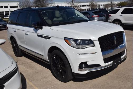 2023 Lincoln Navigator Black Label