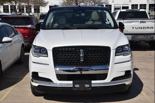 2023 Lincoln Navigator Black Label