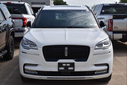 Pristine White Metallic Tri-Coat 2022 Lincoln Aviator Reserve AWD