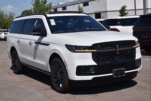 2025 Lincoln Navigator Reserve