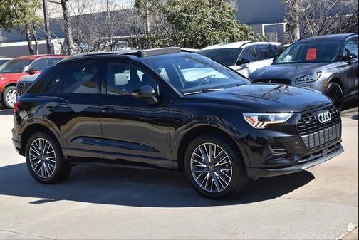 2023 Audi Q3 Premium 40 TFSI quattro Tiptronic