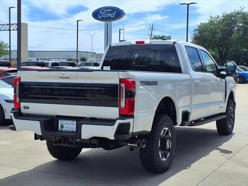 2025 Ford F-250 Platinum