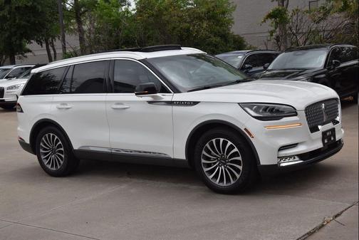Pristine White 2021 Lincoln Aviator Reserve