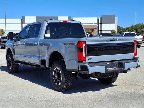 2026 Ford F-250 Platinum