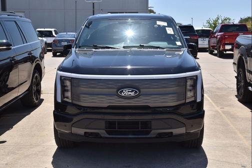 Agate Black 2025 Ford F-150 Lightning LARIAT