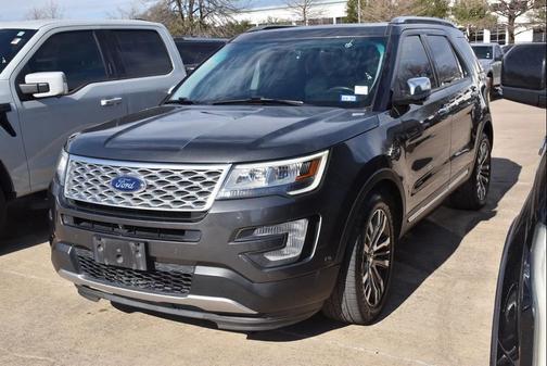 2017 Ford Explorer Platinum