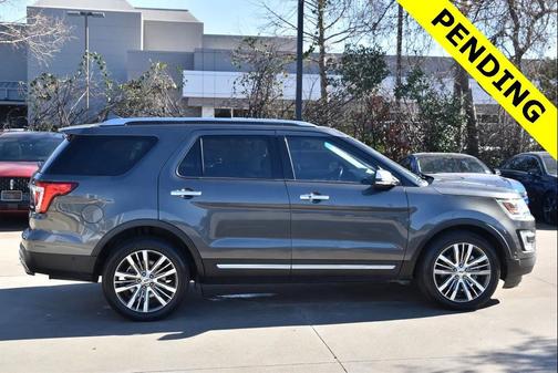 2017 Ford Explorer Platinum