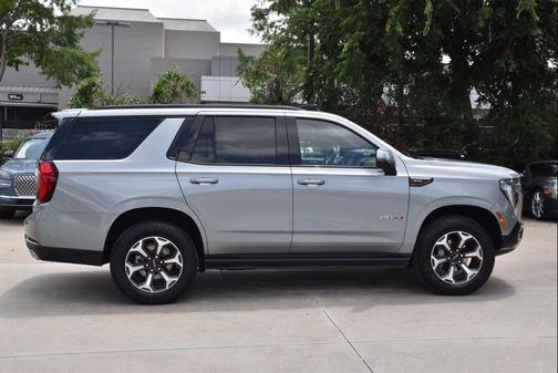 Sterling Metallic 2025 GMC Yukon 4WD AT4 Ultimate