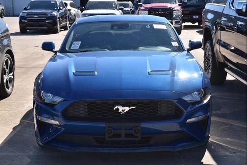 2022 Ford Mustang EcoBoost