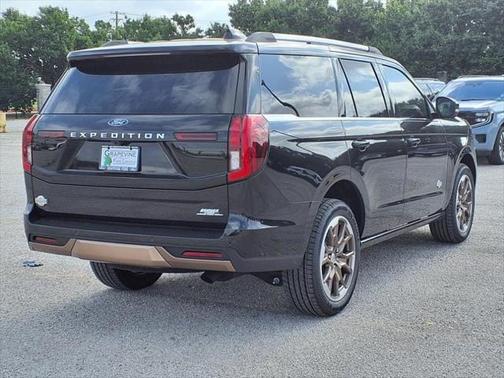 2025 Ford Expedition King Ranch