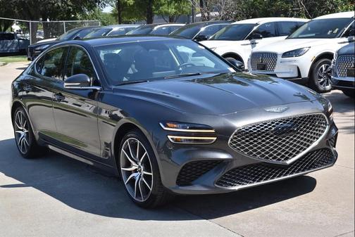 2025 Genesis G70 2.5T RWD