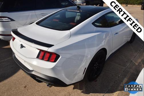 2025 Ford Mustang EcoBoost Premium