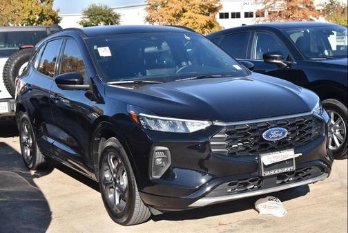 2023 Ford Escape ST-Line Select