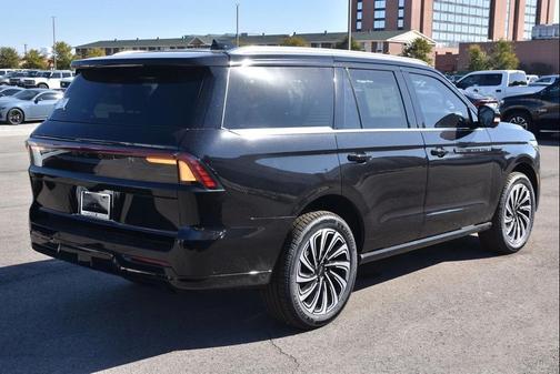 2025 Lincoln Navigator Black Label