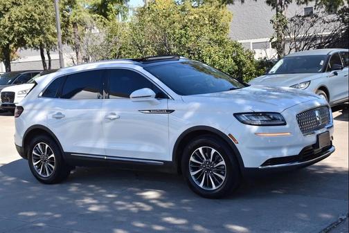 2021 Lincoln Nautilus Reserve