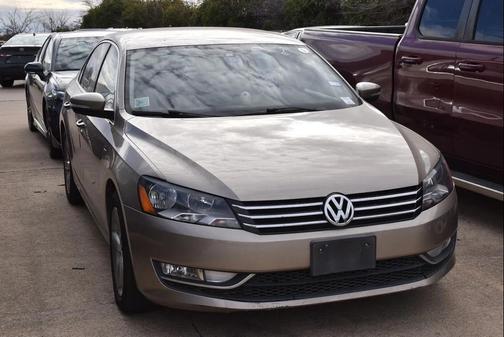 2015 Volkswagen Passat 1.8T Limited Edition