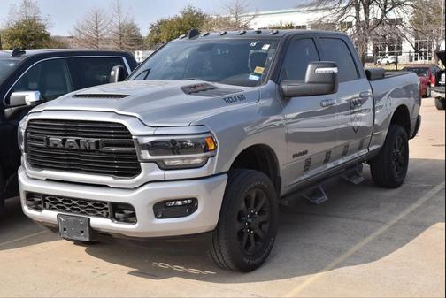 2024 RAM 2500 Laramie Crew Cab 4x4 6'4' Box