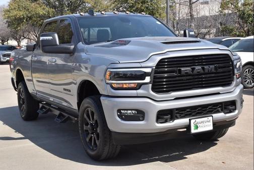 2024 RAM 2500 Laramie Crew Cab 4x4 6'4' Box