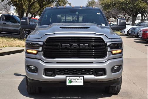 2024 RAM 2500 Laramie Crew Cab 4x4 6'4' Box