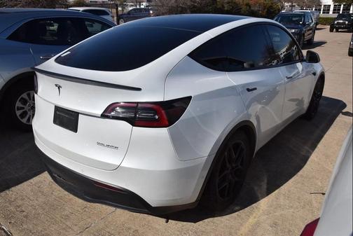 2022 Tesla Model Y Performance Dual Motor All-Wheel Drive