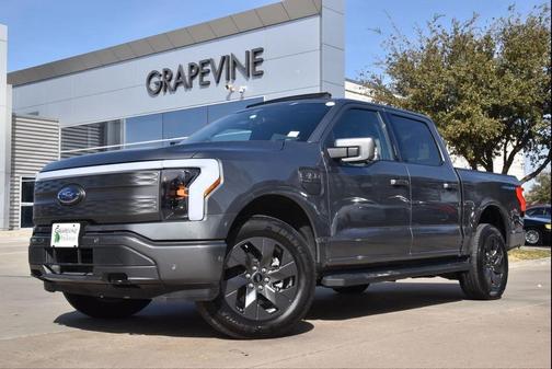 2023 Ford F-150 Lightning LARIAT