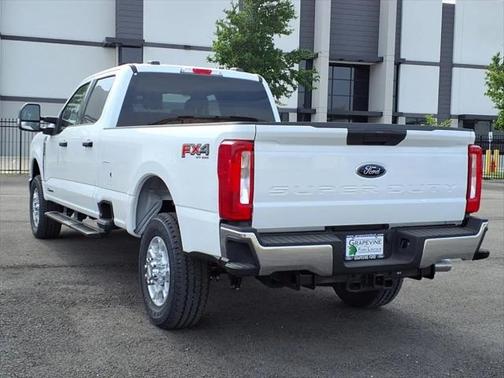 2025 Ford F-350 XLT