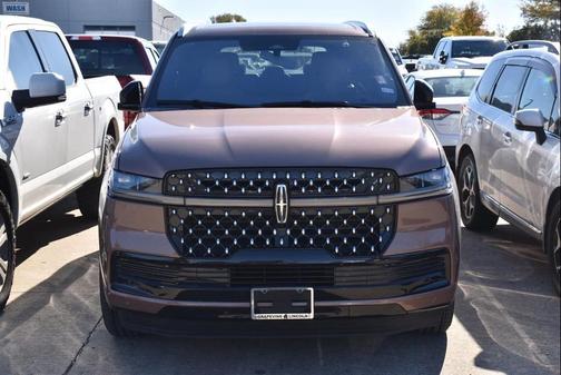 2025 Lincoln Navigator Black Label