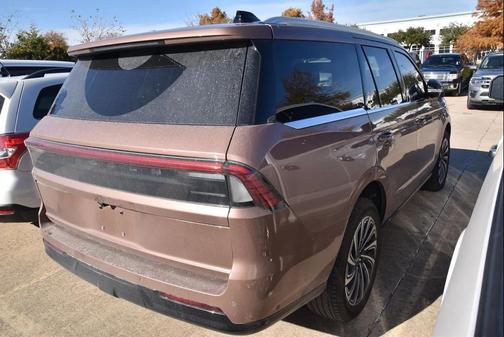 2025 Lincoln Navigator Black Label