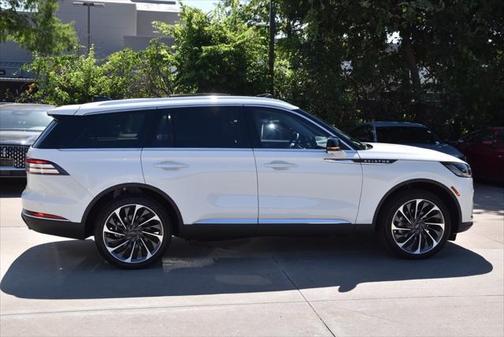 2025 Lincoln Aviator Reserve AWD