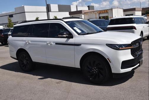 2025 Lincoln Navigator Reserve