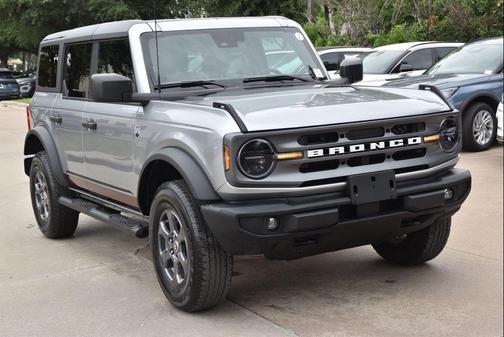 Iconic Silver Metallic 2024 Ford Bronco Big Bend
