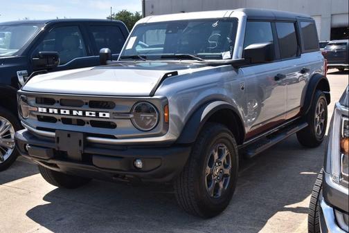 Iconic Silver Metallic 2024 Ford Bronco Big Bend