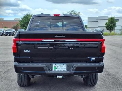 2025 Ford F-150 Lightning LARIAT