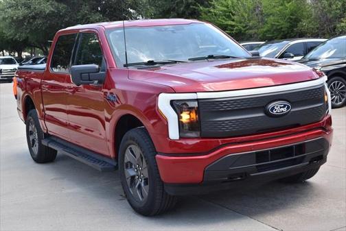2024 Ford F-150 Lightning Flash