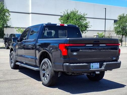 2025 Ford F-150 Lightning LARIAT